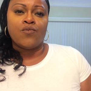 Meet your Posher, Deannea